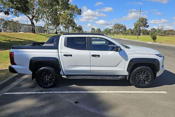 2024 Mitsubishi Triton GSR MV 4X4