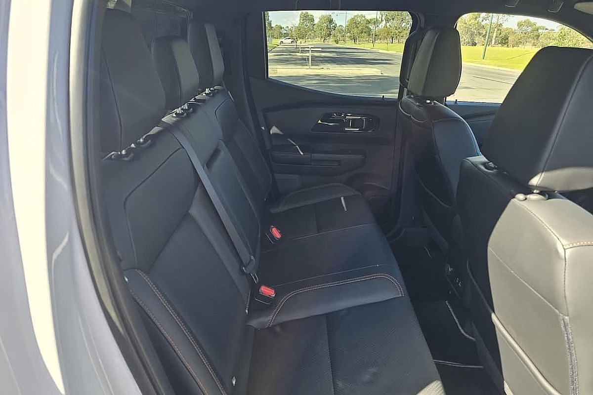 2024 Mitsubishi Triton GSR MV 4X4