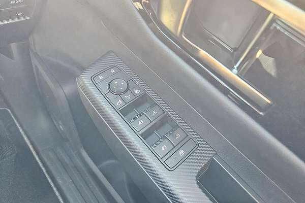 2024 Mitsubishi Triton GSR MV 4X4