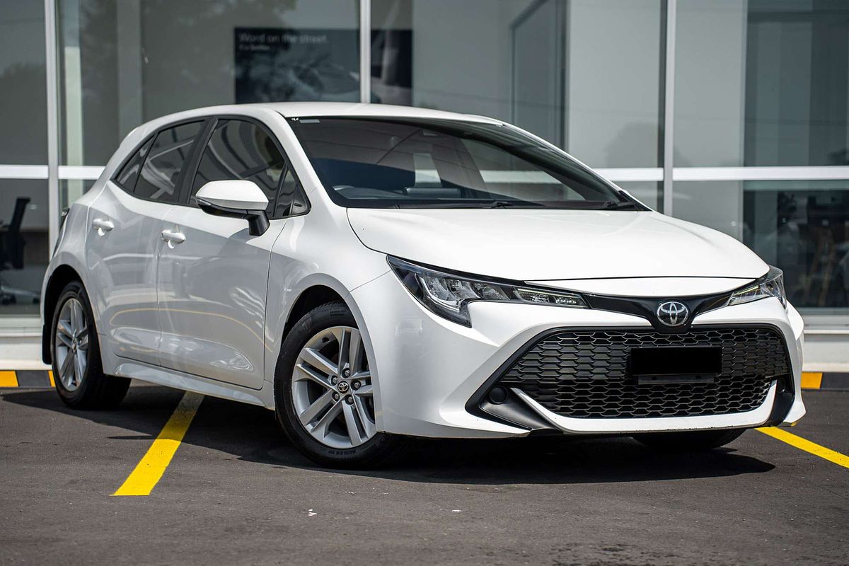 2018 Toyota Corolla Ascent Sport ZRE182R