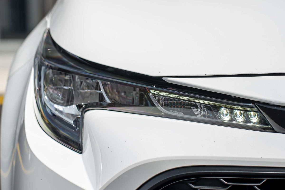 2018 Toyota Corolla Ascent Sport ZRE182R