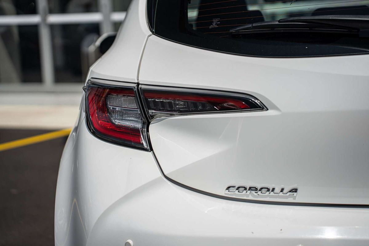 2018 Toyota Corolla Ascent Sport ZRE182R