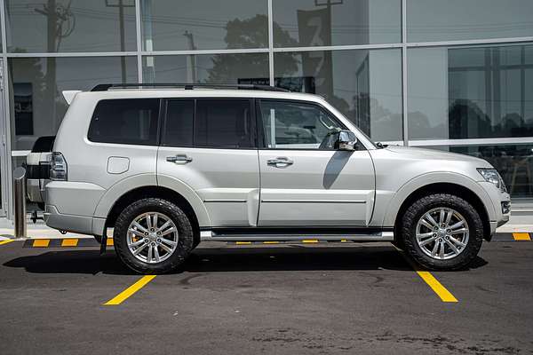 2017 Mitsubishi Pajero Exceed NX