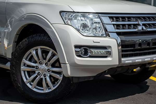 2017 Mitsubishi Pajero Exceed NX
