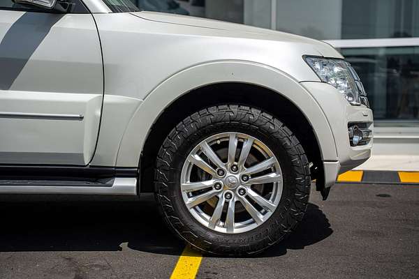 2017 Mitsubishi Pajero Exceed NX