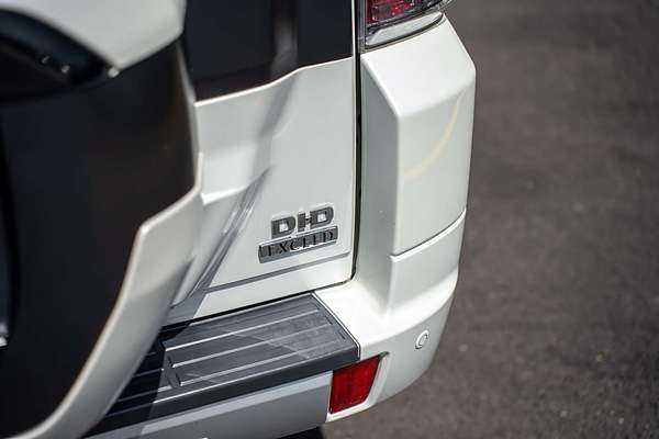 2017 Mitsubishi Pajero Exceed NX