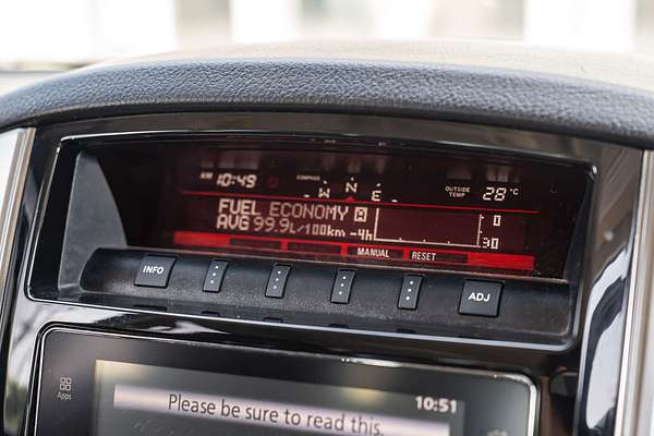 2017 Mitsubishi Pajero Exceed NX