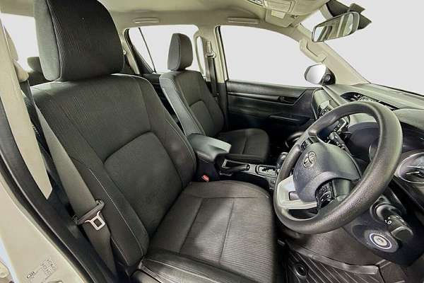 2022 Toyota Hilux SR GUN126R 4X4