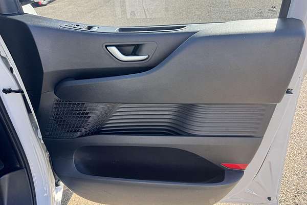 2023 Hyundai STARIA LOAD US4.V2