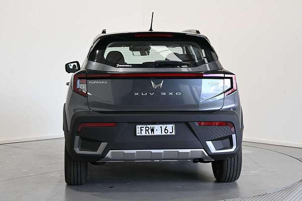 2025 Mahindra XUV3XO AX7L