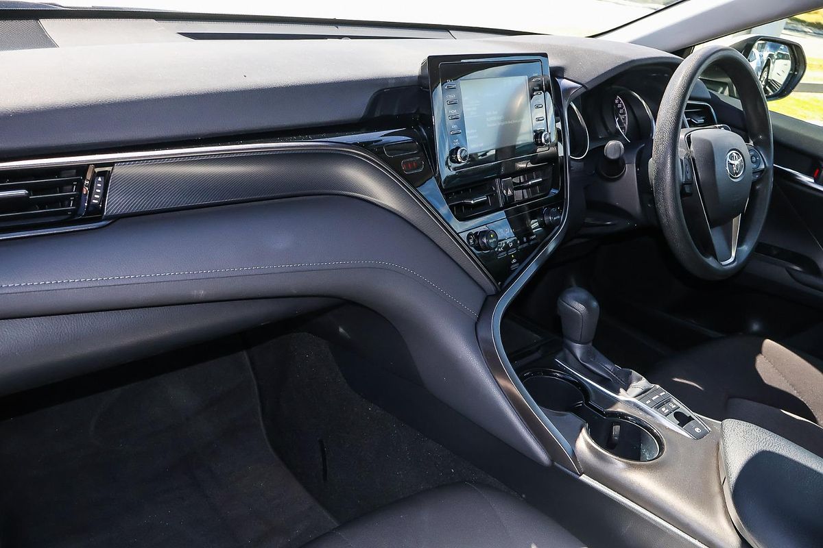 2024 Toyota Camry Ascent AXVH70R