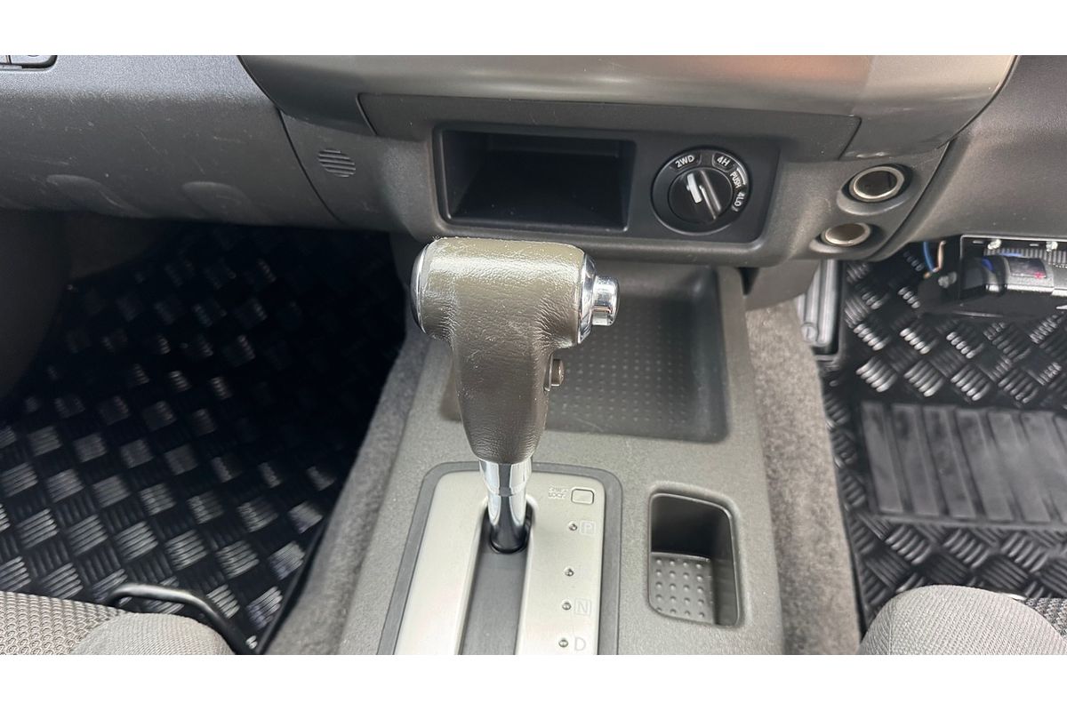 2010 Nissan Navara ST D40 4X4