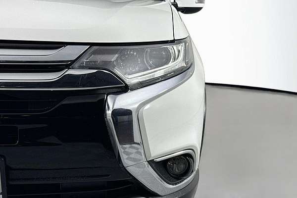 2017 Mitsubishi Outlander LS Safety Pack ZK