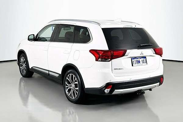 2017 Mitsubishi Outlander LS Safety Pack ZK