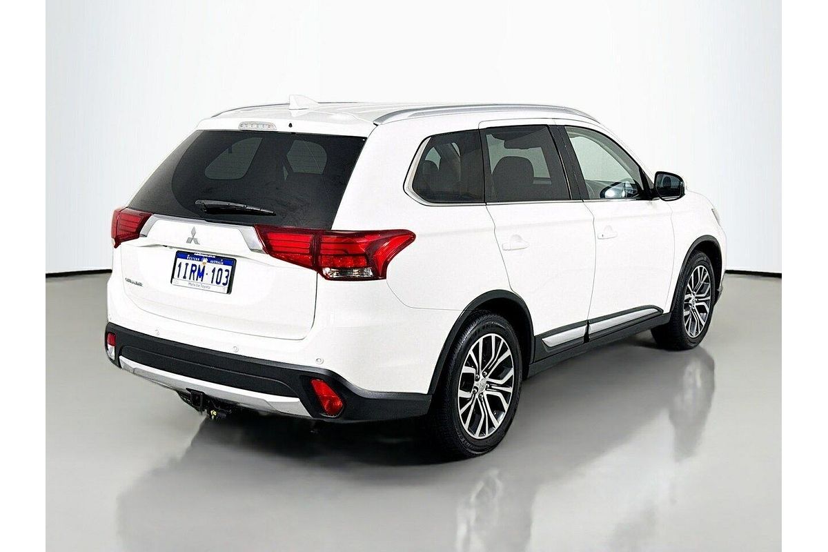 2017 Mitsubishi Outlander LS Safety Pack ZK