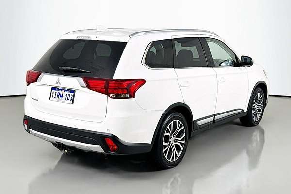 2017 Mitsubishi Outlander LS Safety Pack ZK