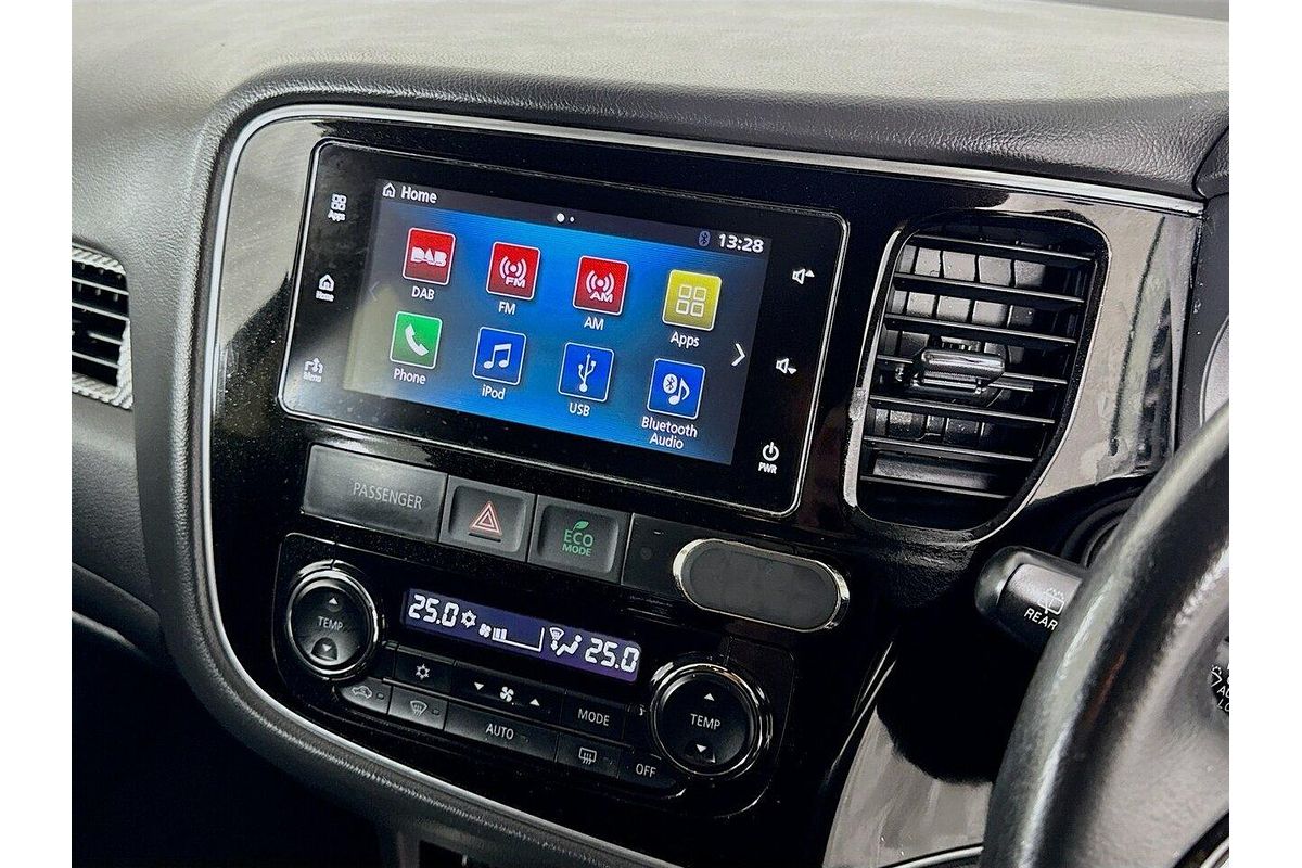 2017 Mitsubishi Outlander LS Safety Pack ZK