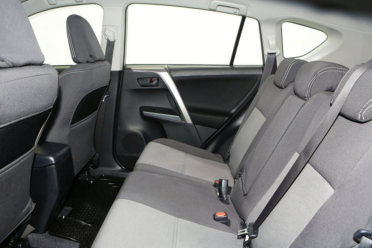 2016 Toyota RAV4 GX ZSA42R