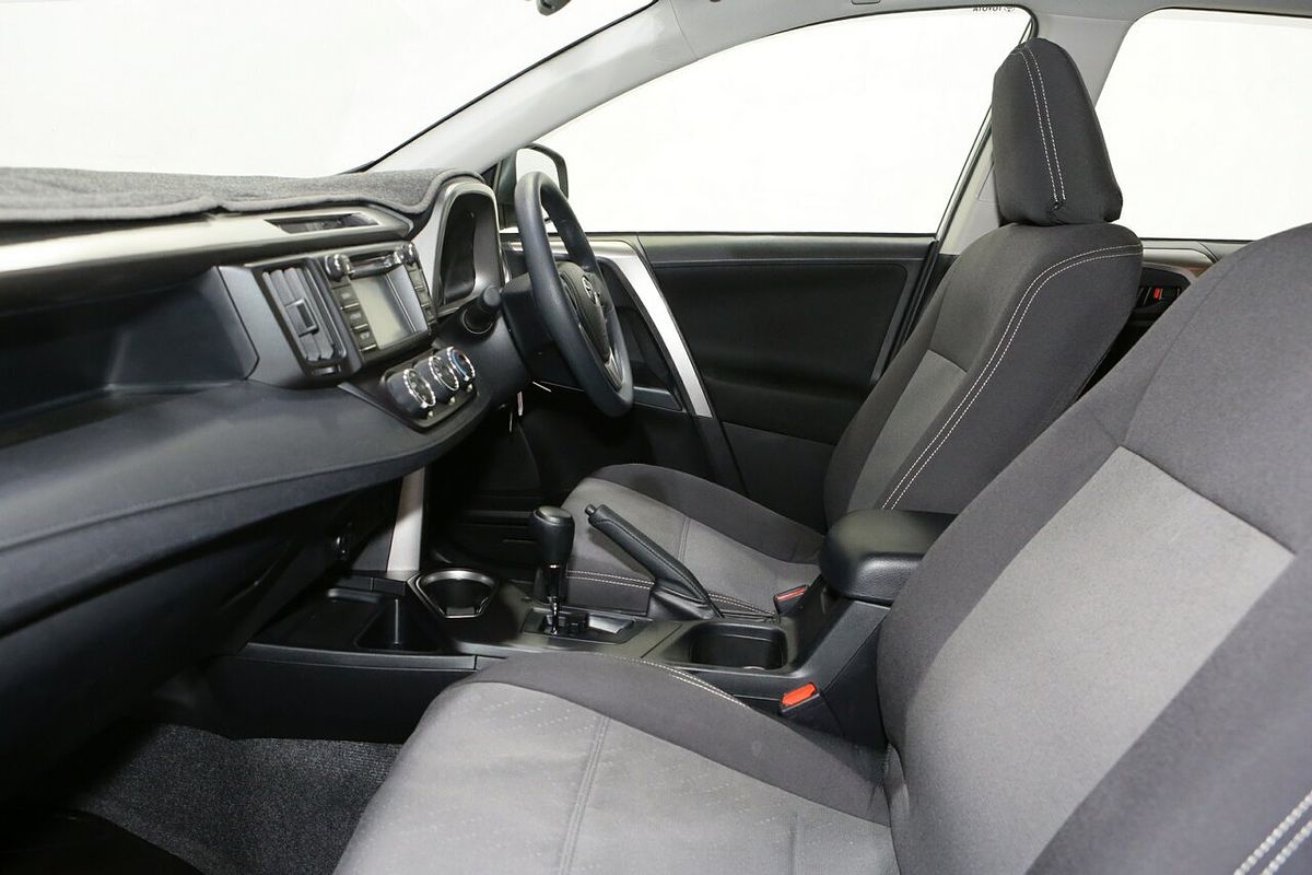 2016 Toyota RAV4 GX ZSA42R