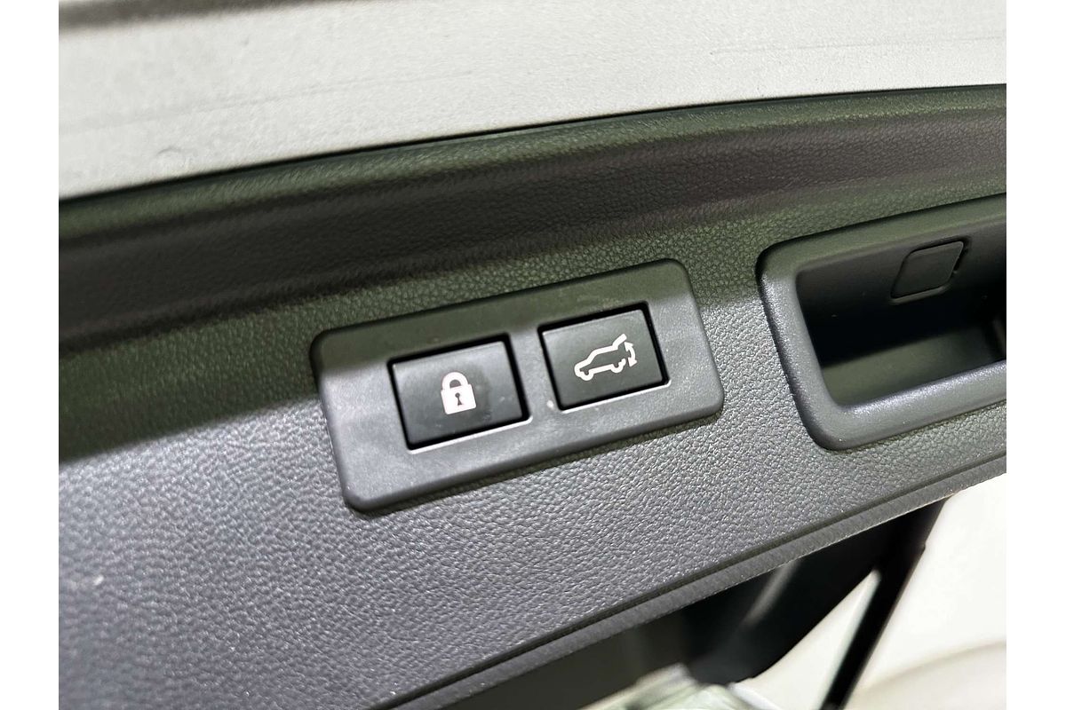 2024 Subaru Forester Hybrid S S5