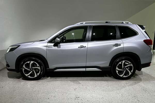 2024 Subaru Forester Hybrid S S5