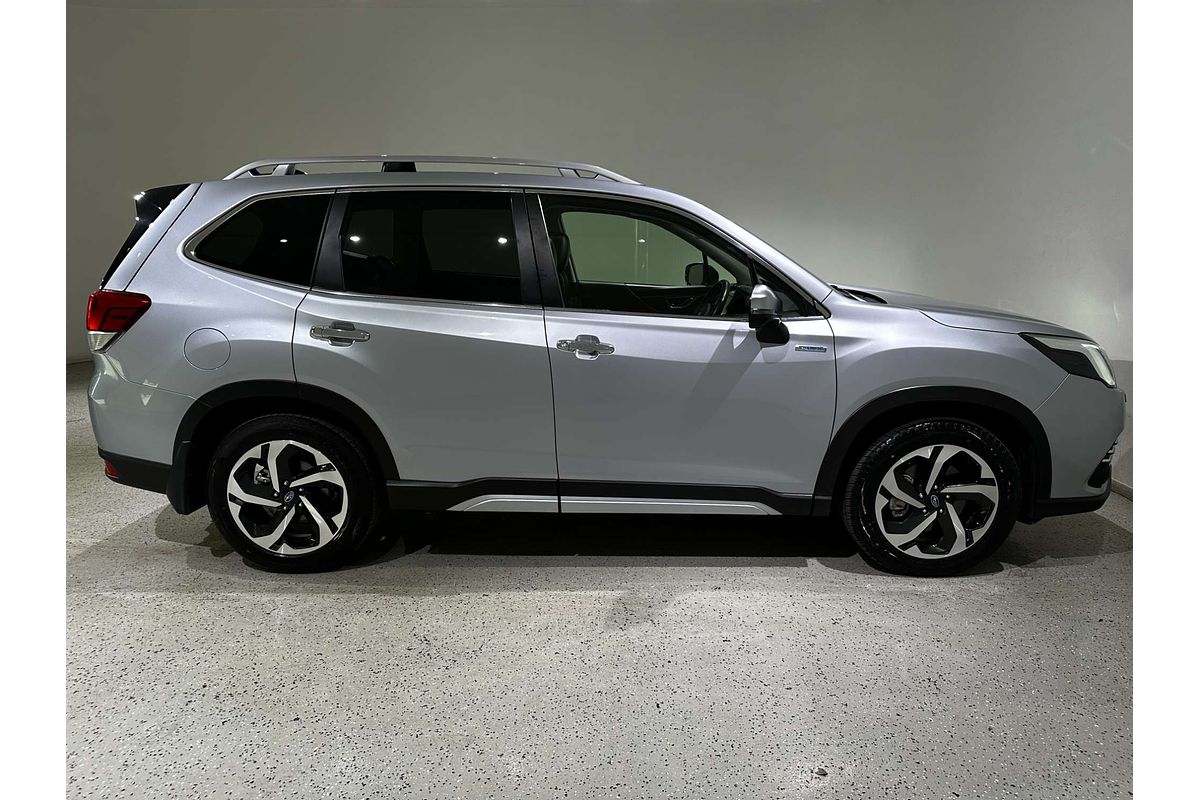 2024 Subaru Forester Hybrid S S5