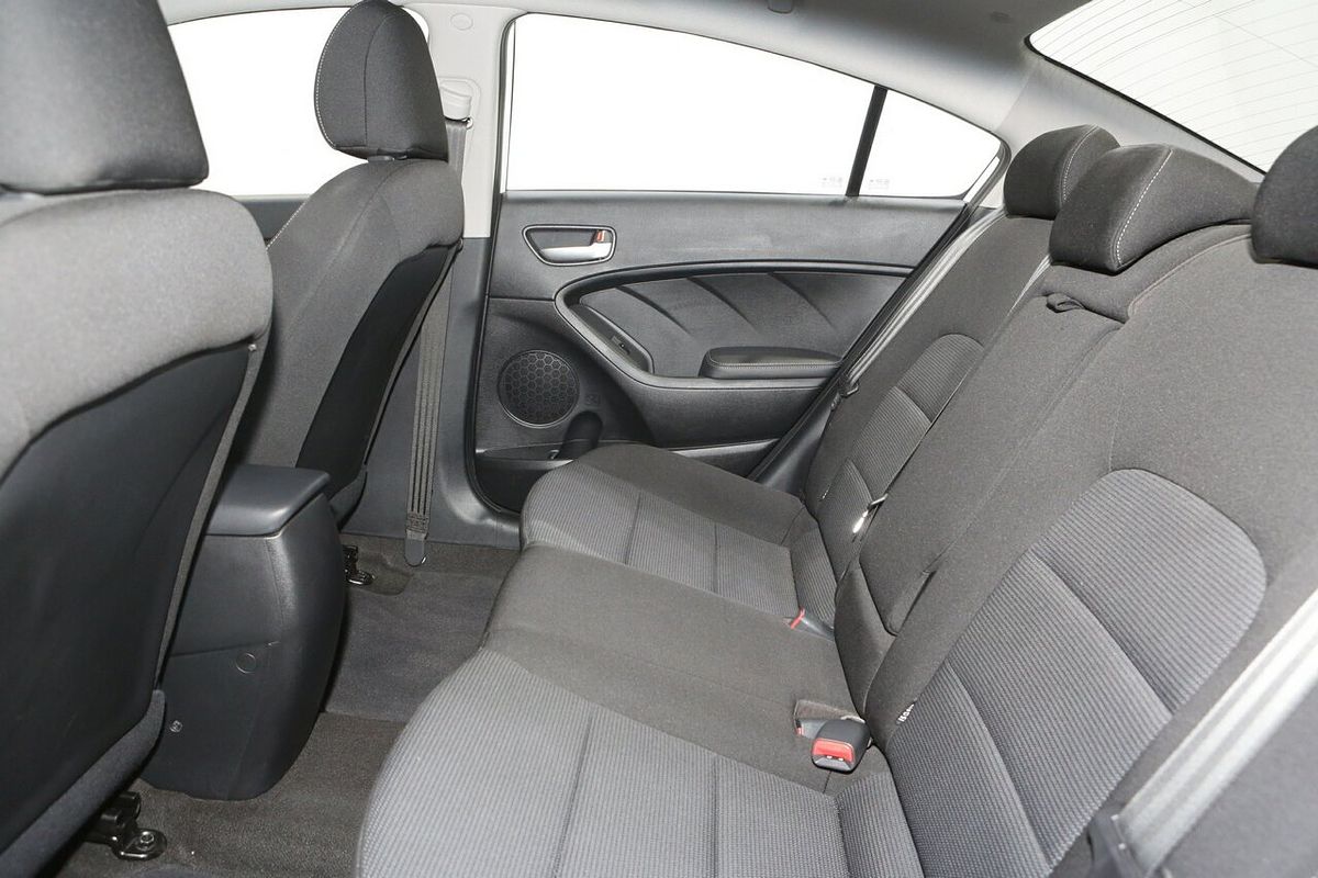 2017 Kia Cerato S YD