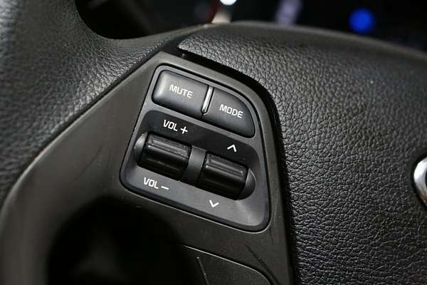 2017 Kia Cerato S YD