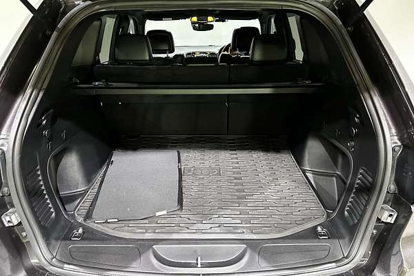 2021 Jeep Grand Cherokee Night Eagle WK