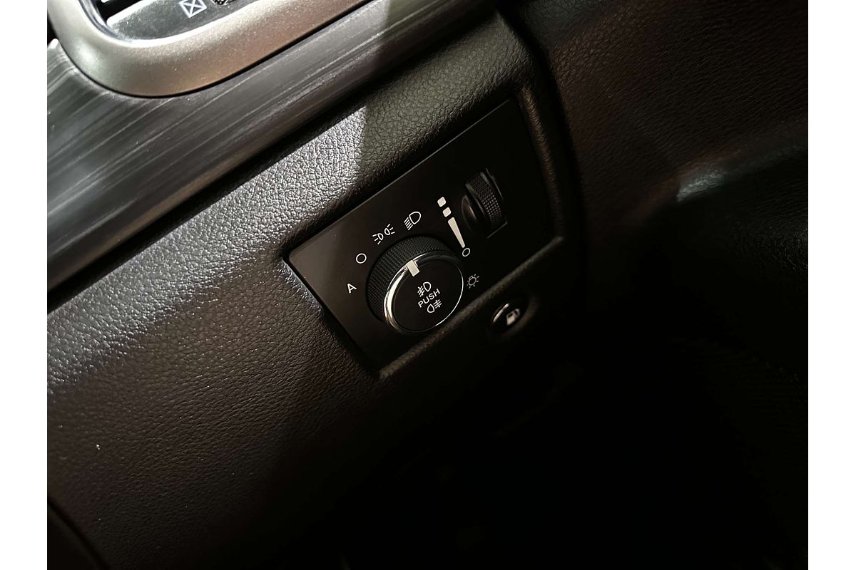 2021 Jeep Grand Cherokee Night Eagle WK