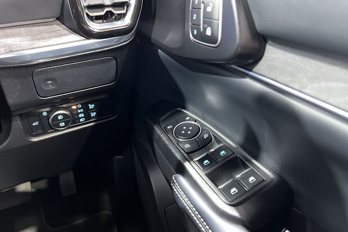 2024 Ford Everest Platinum 3.0L