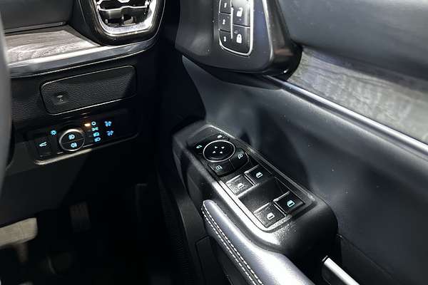 2024 Ford Everest Platinum 3.0L