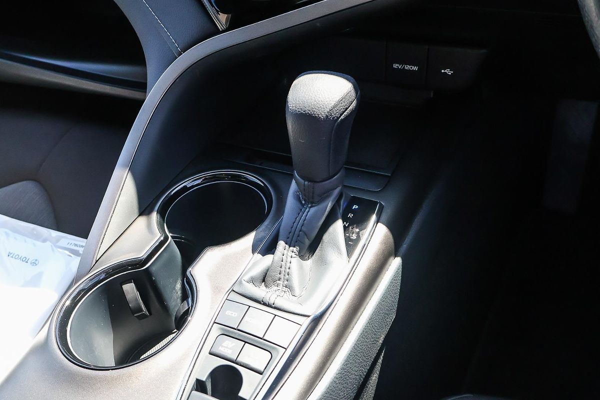 2024 Toyota Camry Ascent AXVH70R