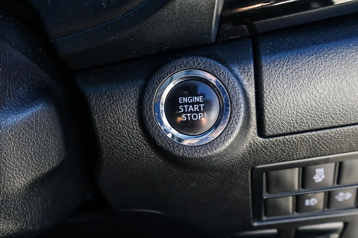 2021 Toyota Hilux Rugged X GUN126R 4X4