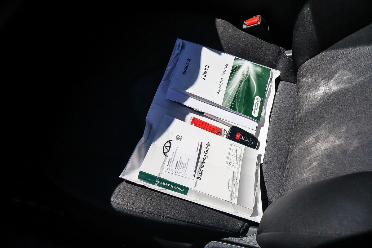 2024 Toyota Camry Ascent AXVH70R