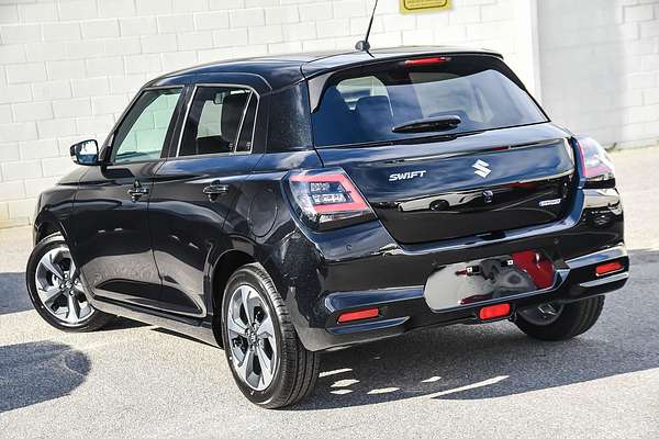 2025 Suzuki Swift Hybrid GLX UZ