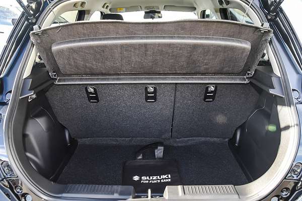 2025 Suzuki Swift Hybrid GLX UZ