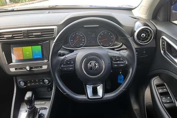 2020 MG ZS Essence AZS1