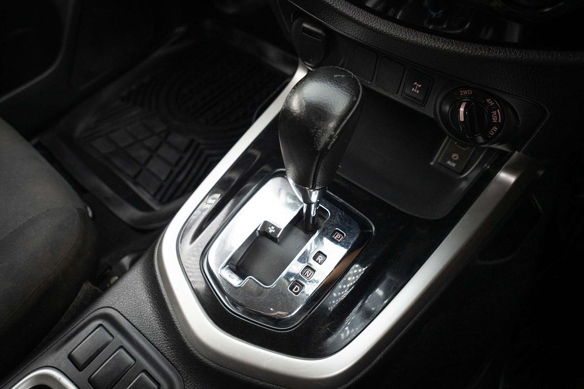 2018 Nissan Navara ST D23 Series 3 4X4
