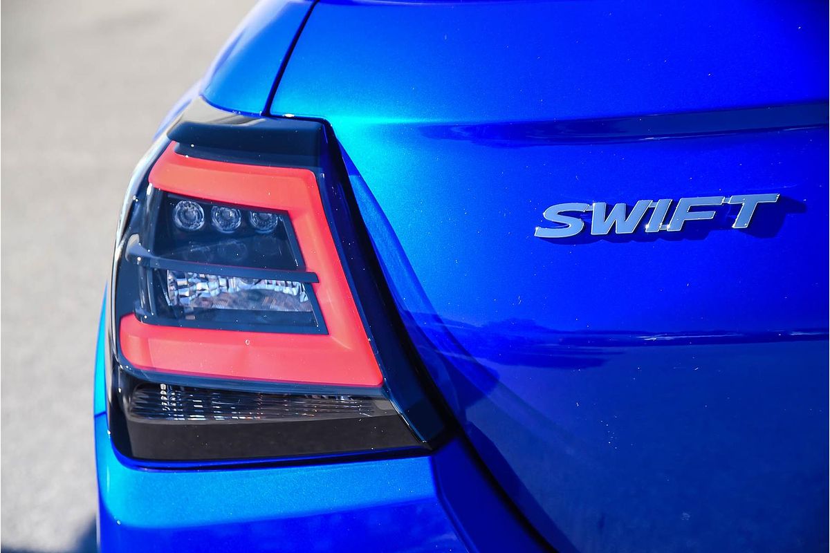 2025 Suzuki Swift Hybrid Plus UZ