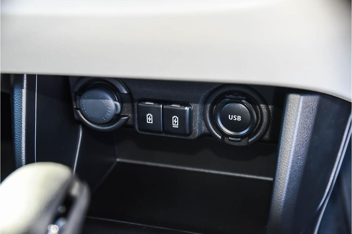 2025 Suzuki Swift Hybrid Plus UZ