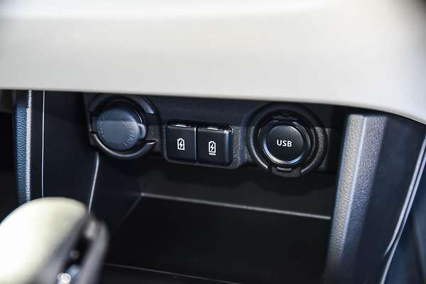 2025 Suzuki Swift Hybrid Plus UZ