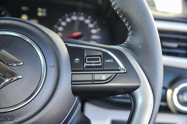 2025 Suzuki Swift Hybrid Plus UZ