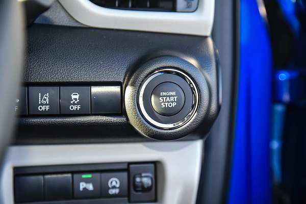 2025 Suzuki Swift Hybrid Plus UZ