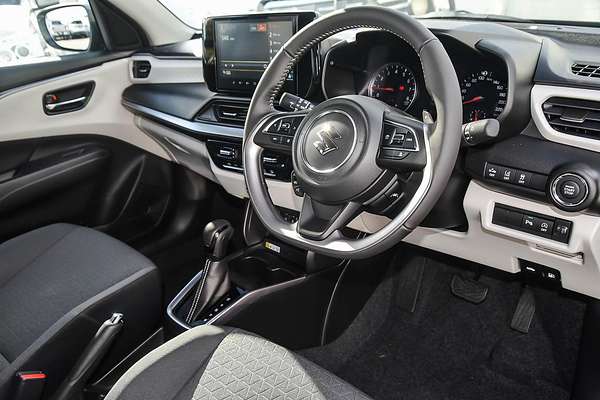 2025 Suzuki Swift Hybrid GLX UZ