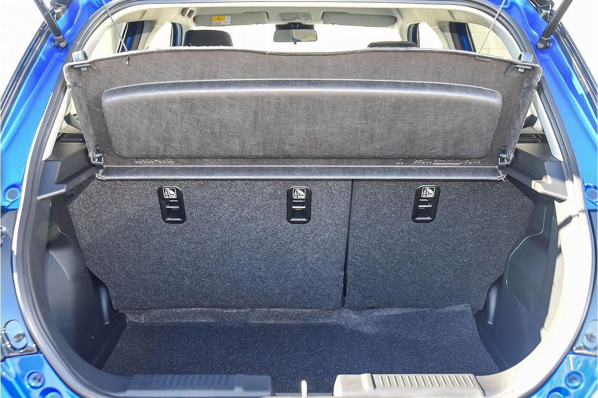 2025 Suzuki Swift Hybrid Plus UZ