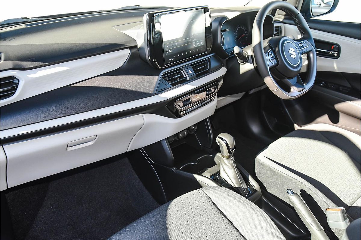 2025 Suzuki Swift Hybrid Plus UZ