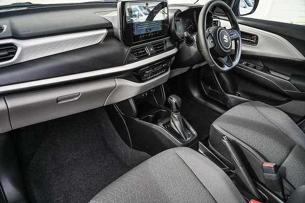 2025 Suzuki Swift Hybrid Plus UZ