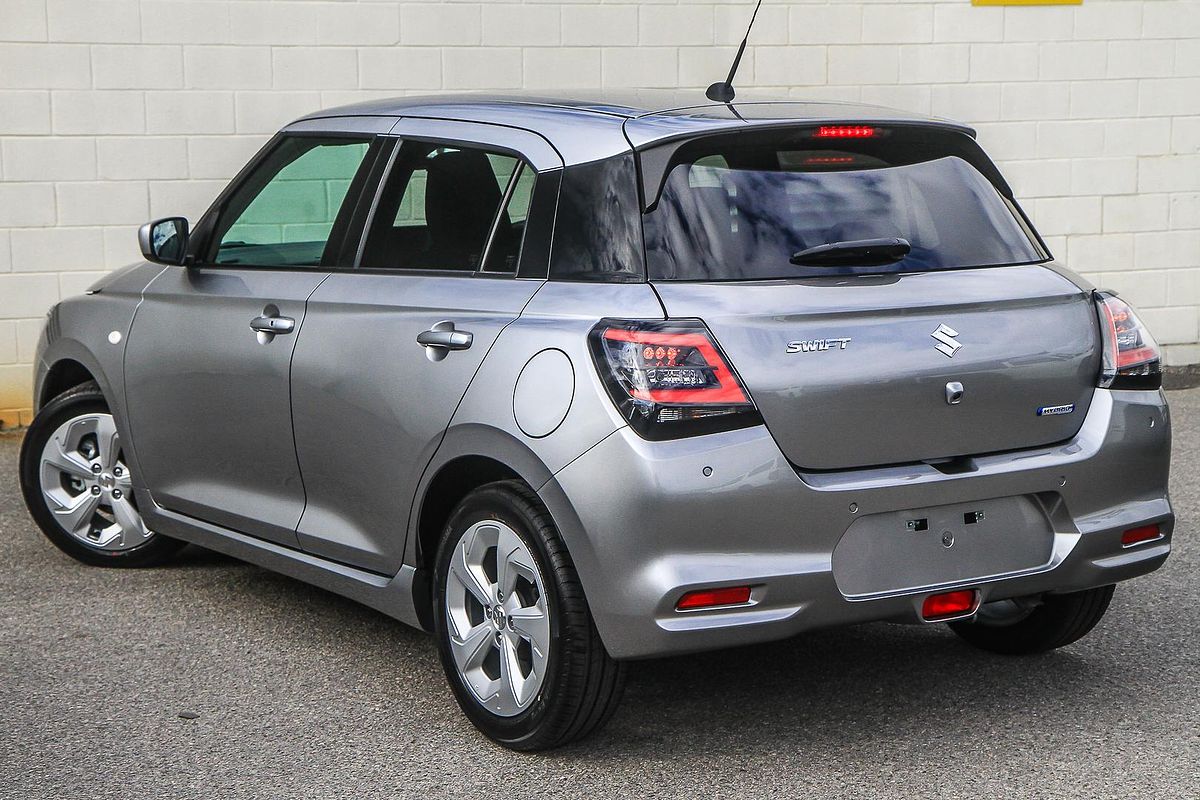 2025 Suzuki Swift Hybrid Plus UZ