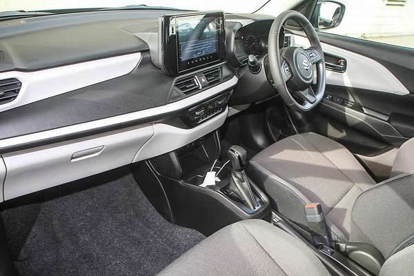 2025 Suzuki Swift Hybrid Plus UZ